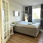 Tranquil In Apartment *